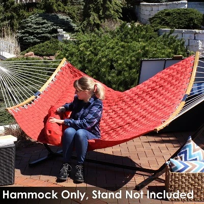 Sunnydaze Decor Sunnydaze Polyester Quilted Weave 2-Person Hammock With Curved Bamboo Spreader Bars - 450 Lb Weight Capacity - Salmon - Image 7